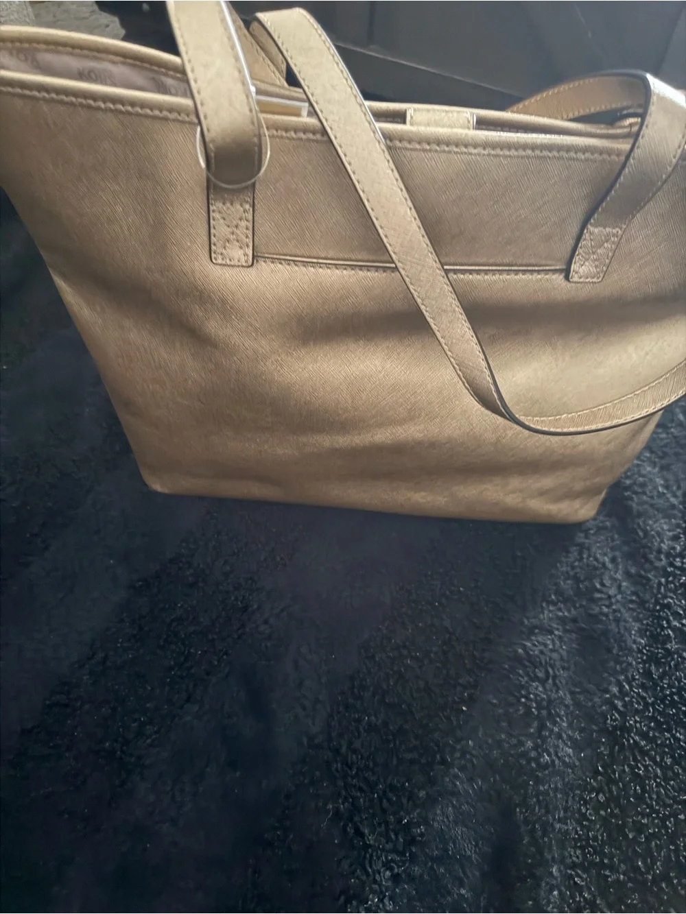 Michael Kors Tote Bag in Gold